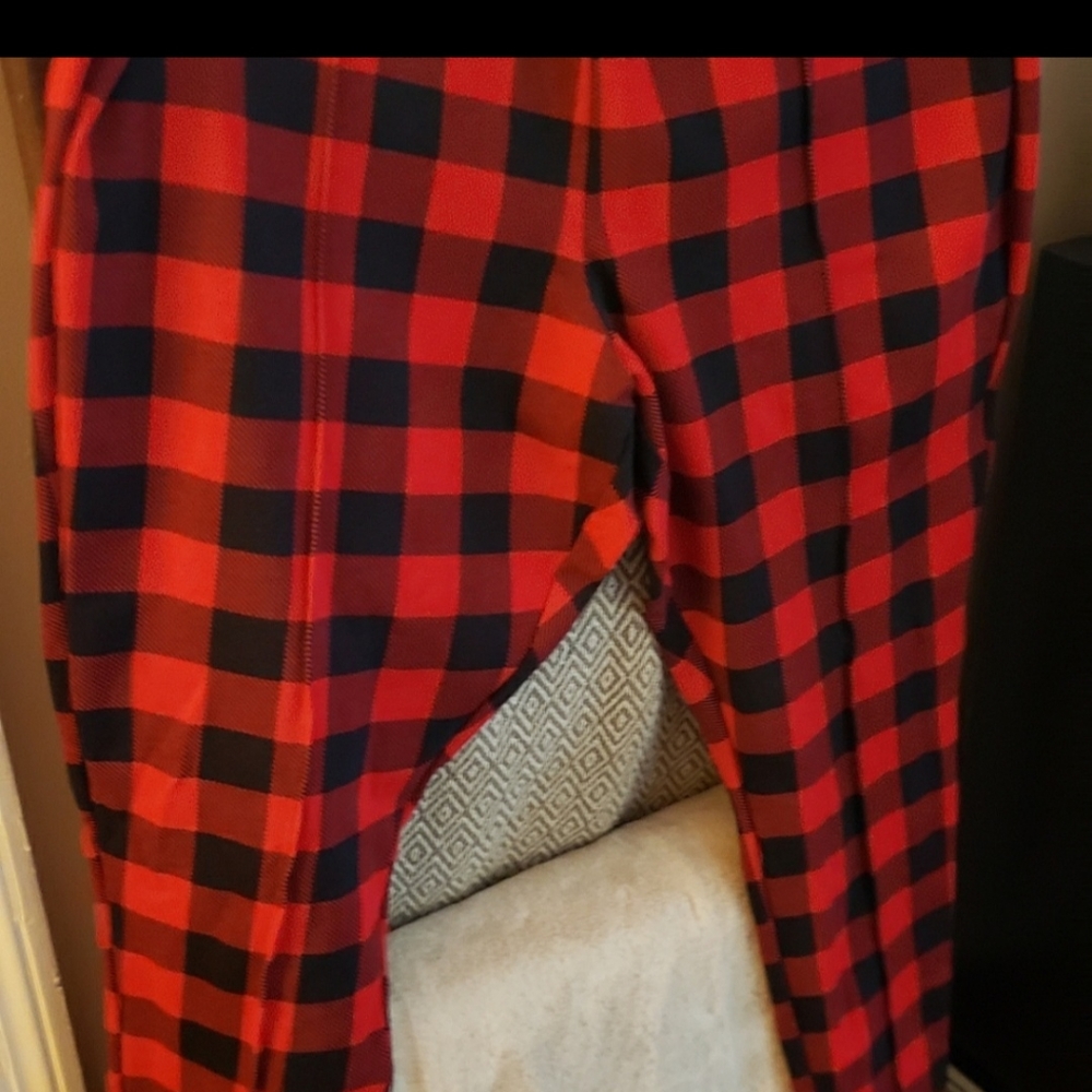 Buffalo plaid pants / legging